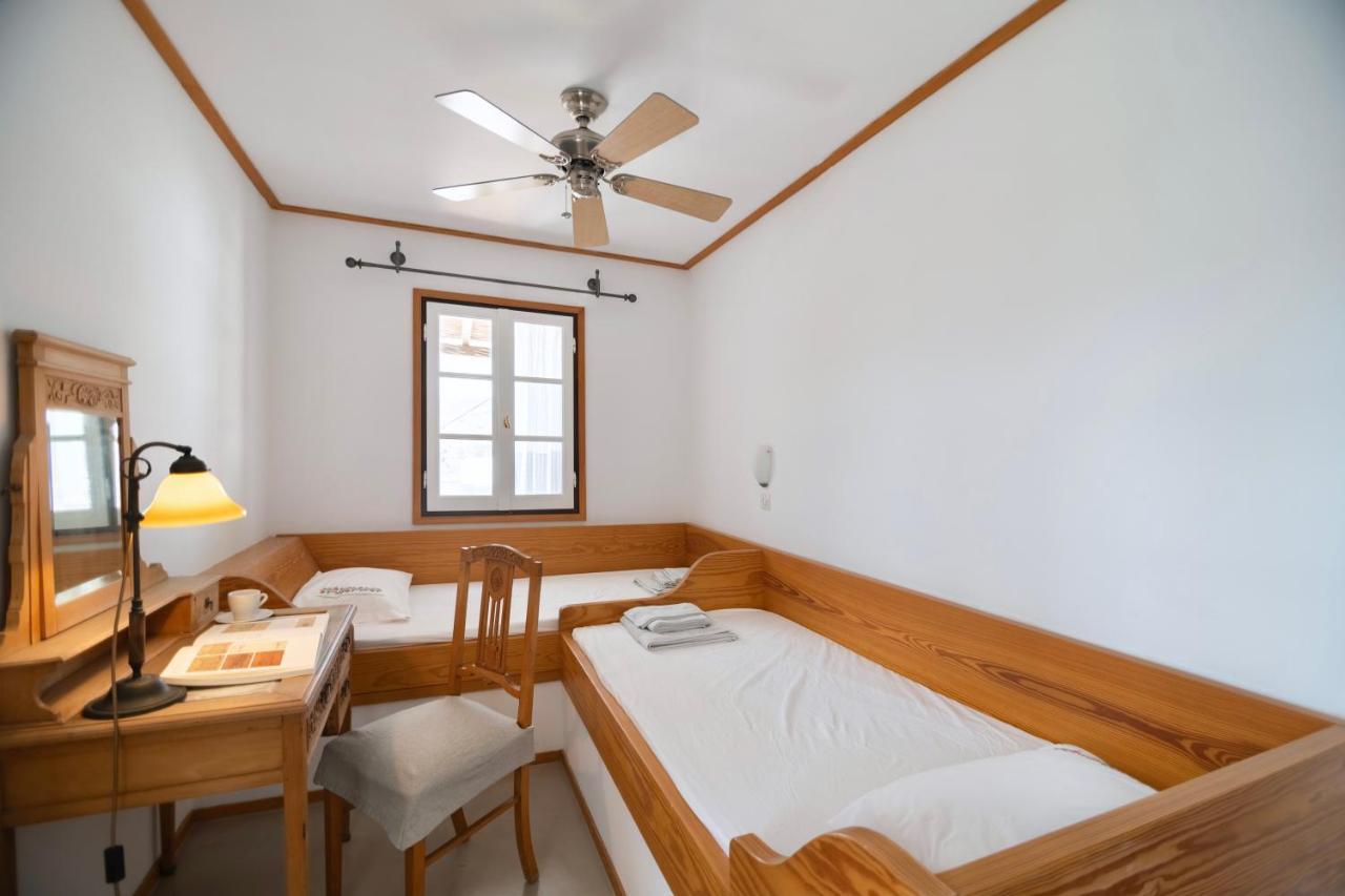 Lotos Beach Home Kini Ngoại thất bức ảnh