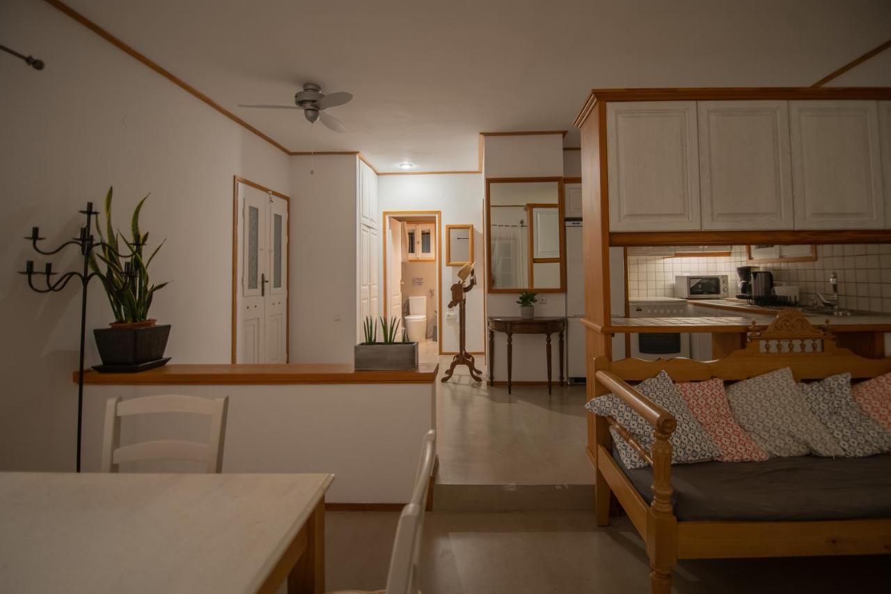 Lotos Beach Home Kini Ngoại thất bức ảnh