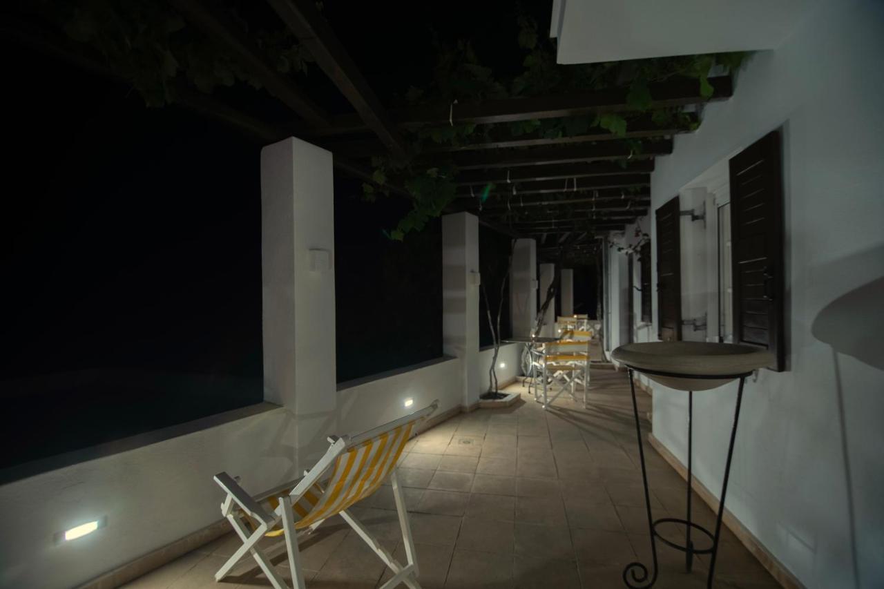 Lotos Beach Home Kini Ngoại thất bức ảnh